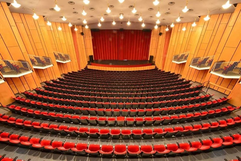 Heinz Hilpert Theater