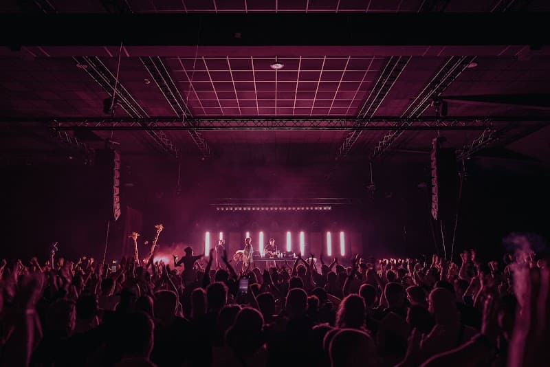 Red Box Am Sparkassenpark
